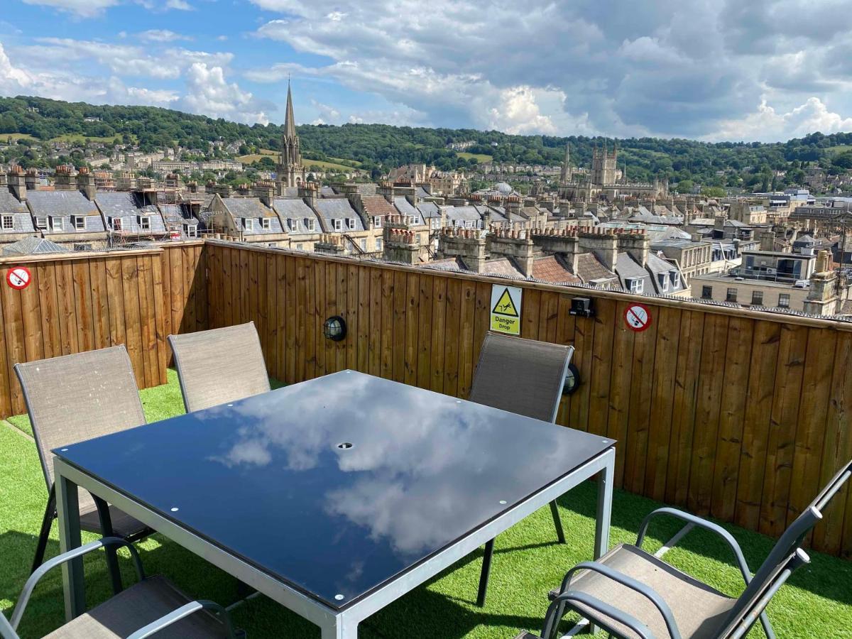 Bath Roof Terrace Apartment, City Centre, Sleeps Up To 8 Exteriér fotografie